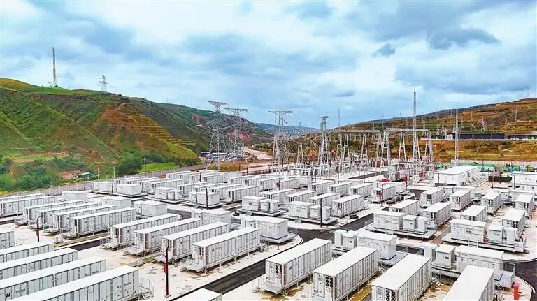 300MW/1.2GWh！“陇电入鲁”配套F1储能项目全面建成